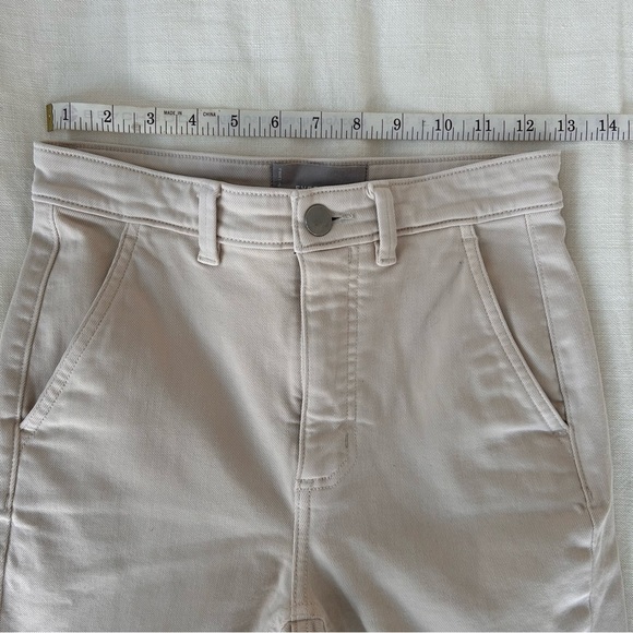 EVERLANE Slim Leg Crop Trouser in Sandstone - Picture 12 of 13